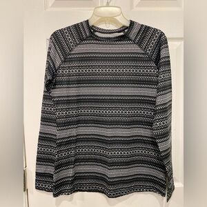 (NWOT) Cuddl Duds Black and White Patterned Long Sleeve Top